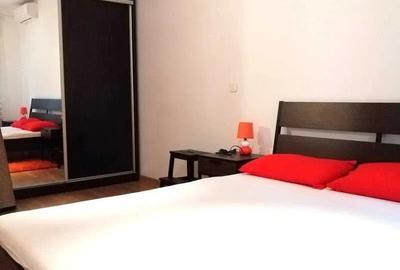 Apartament cu 3 camere decomandat, mobilat în 13 Septembrie
