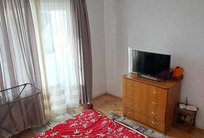 Apartament cu 2 camere decomandat în Tudor