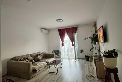Apartament cu 2 camere decomandat în Ștefăneștii de Jos