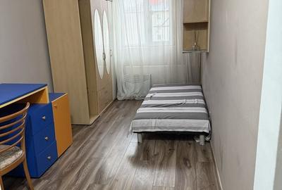Garsonieră decomandată în Complex Studențesc