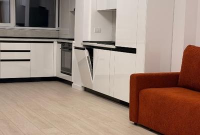 Apartament cu 2 camere decomandat, mobilat în Central
