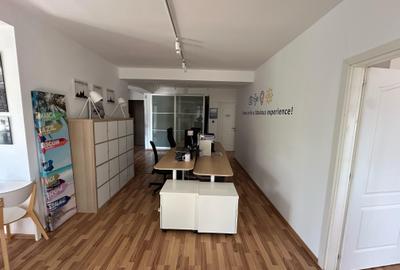 Apartament cu 3 camere semidecomandat, mobilat în Romană - 2