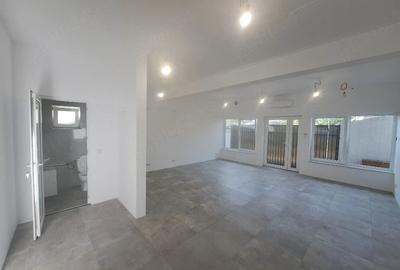 Spațiu comercial, de 50 mp, în Lumina - 2