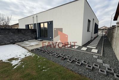 Duplex cu 4 camere cu Canalizare în Moșnița Nouă - 3