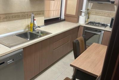 Apartament cu 3 camere decomandat în Central - 5