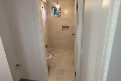 Apartament cu 4 camere decomandat în Central - 8