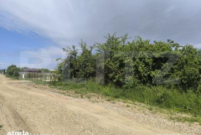 Teren de 1350 mp, în Sânpetru