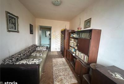 Apartament cu 3 camere decomandat în Independenței - 4