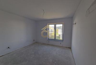 Duplex cu 4 camere cu Canalizare în Rășinari - 3