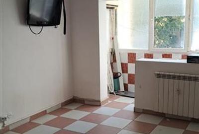 Apartament cu 2 camere semidecomandat în Moșilor