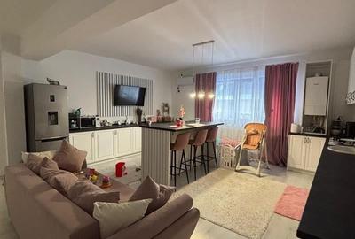 Apartament cu 4 camere decomandat în Sud-Est