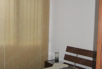 Apartament cu 2 camere semidecomandat în 1 Mai