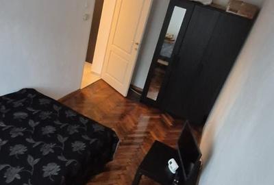 Apartament cu 3 camere semidecomandat în Lazaret - 5