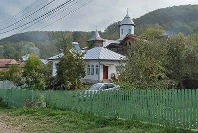 Casă cu 2 camere cu Teren 900 Mp în Voroveni