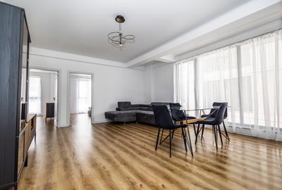 Apartament cu 3 camere decomandat, mobilat în Central