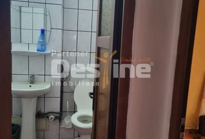 Apartament cu 3 camere semidecomandat în 5 Călărasi - 8
