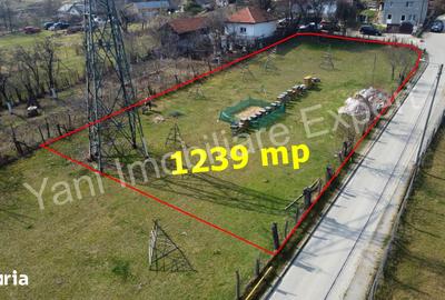 Teren de 1239 mp, în Central
