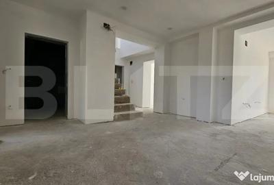 Casă cu 5 camere cu Teren 1000 Mp în Vetiș - 9