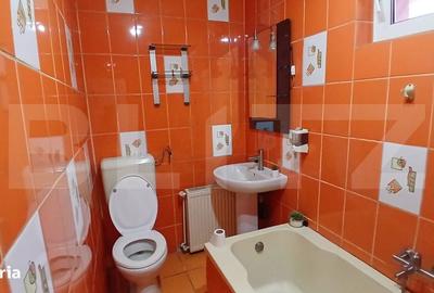 Casă cu 4 camere în Central