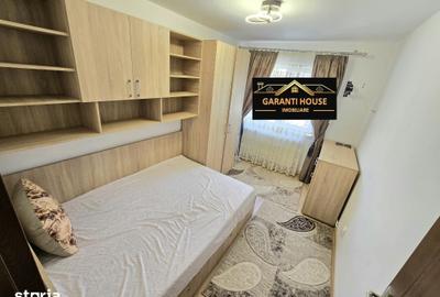 Apartament cu 2 camere decomandat în Republicii