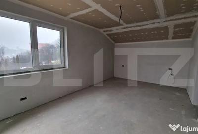 Casă cu 4 camere cu Canalizare în Stolna - 11