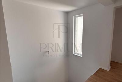 Casă cu 5 camere cu Teren 301 Mp în Central - 16
