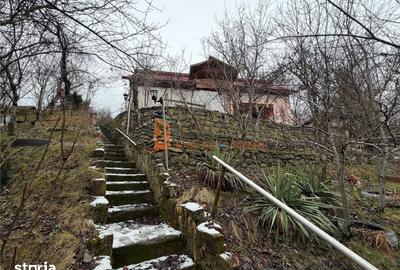 Casă cu 4 camere decomandat cu Teren 600 Mp în Gura Teghii - 7