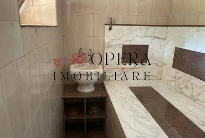 Casă individuală cu 7 camere cu Canalizare în Tătărași - 5