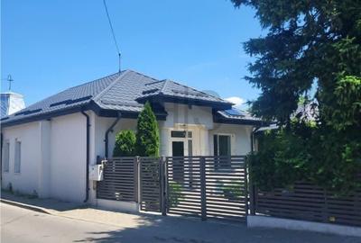 Casă cu 3 camere cu Teren 240 Mp în Central - 13