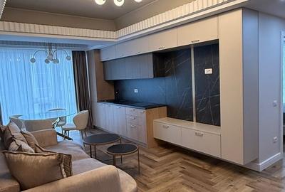 Apartament cu 3 camere în Central - 1