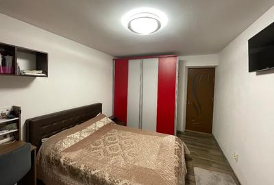 Apartament cu 3 camere decomandat în Frumoasa