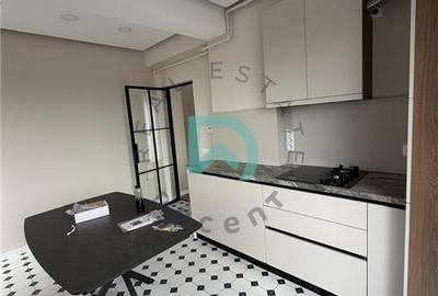 Apartament cu 4 camere decomandat în Central - 5