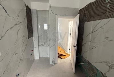 Casă individuală cu 4 camere cu Canalizare în Central - 13