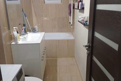 Apartament cu 2 camere decomandat în Nufărul