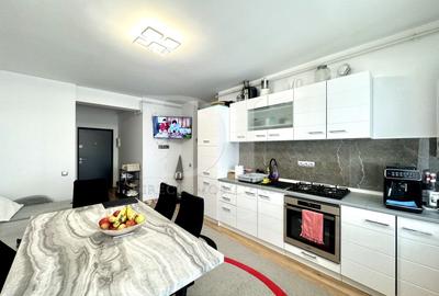 Apartament cu 3 camere semidecomandat, mobilat în Florești - 1