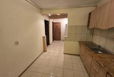 Apartament cu 2 camere decomandat în Central - 1