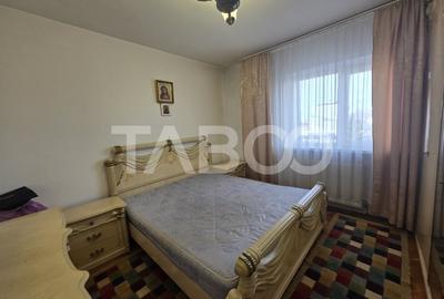 Apartament cu 2 camere decomandat, mobilat în Ștrand