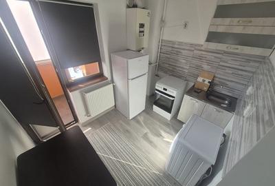 Garsonieră decomandată în Valea Adâncă - 3