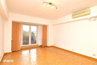 Apartament cu 4 camere decomandat în Centrul Istoric - 13