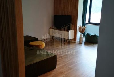 Apartament cu 3 camere decomandat în Centrul Istoric