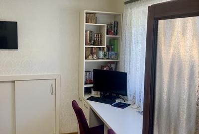Casă individuală cu 4 camere cu Canalizare în Girocului - 32