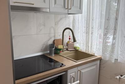 Apartament cu 3 camere decomandat în Central - 2