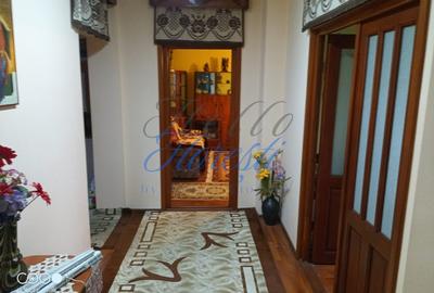 Apartament cu 4 camere decomandat în Mărăști - 3