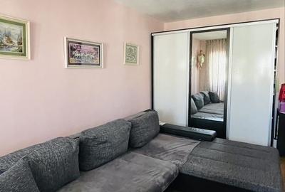 Apartament cu 2 camere decomandat în Galata