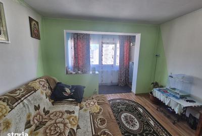 Apartament cu 3 camere semidecomandat în Central - 5