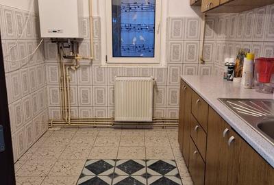 Apartament cu 3 camere decomandat în Central - 4