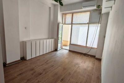 Spațiu comercial, de 16 mp, în Central