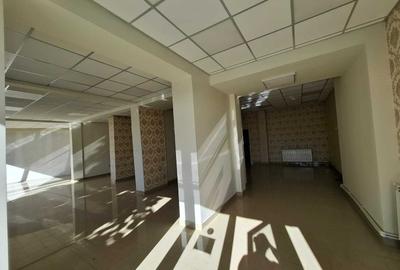 Spațiu comercial, de 170 mp, în Alexandru cel Bun