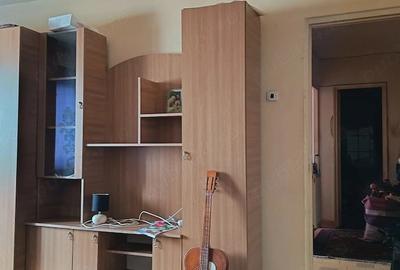Apartament cu 2 camere decomandat în Decebal