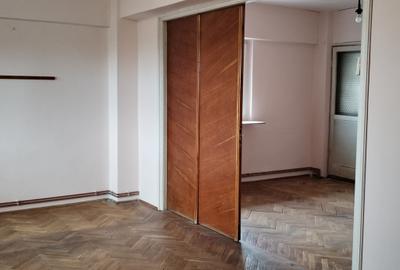 Apartament cu 4 camere decomandat în Ultracentral - 3
